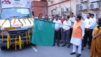 Photo of मंत्री ने दिल्ली में नेफेड-एनसीसीएफ की मोबाइल वैन को दिखाई हरी झंडी